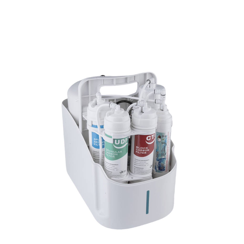 Filtre d'eau domestique compacte.